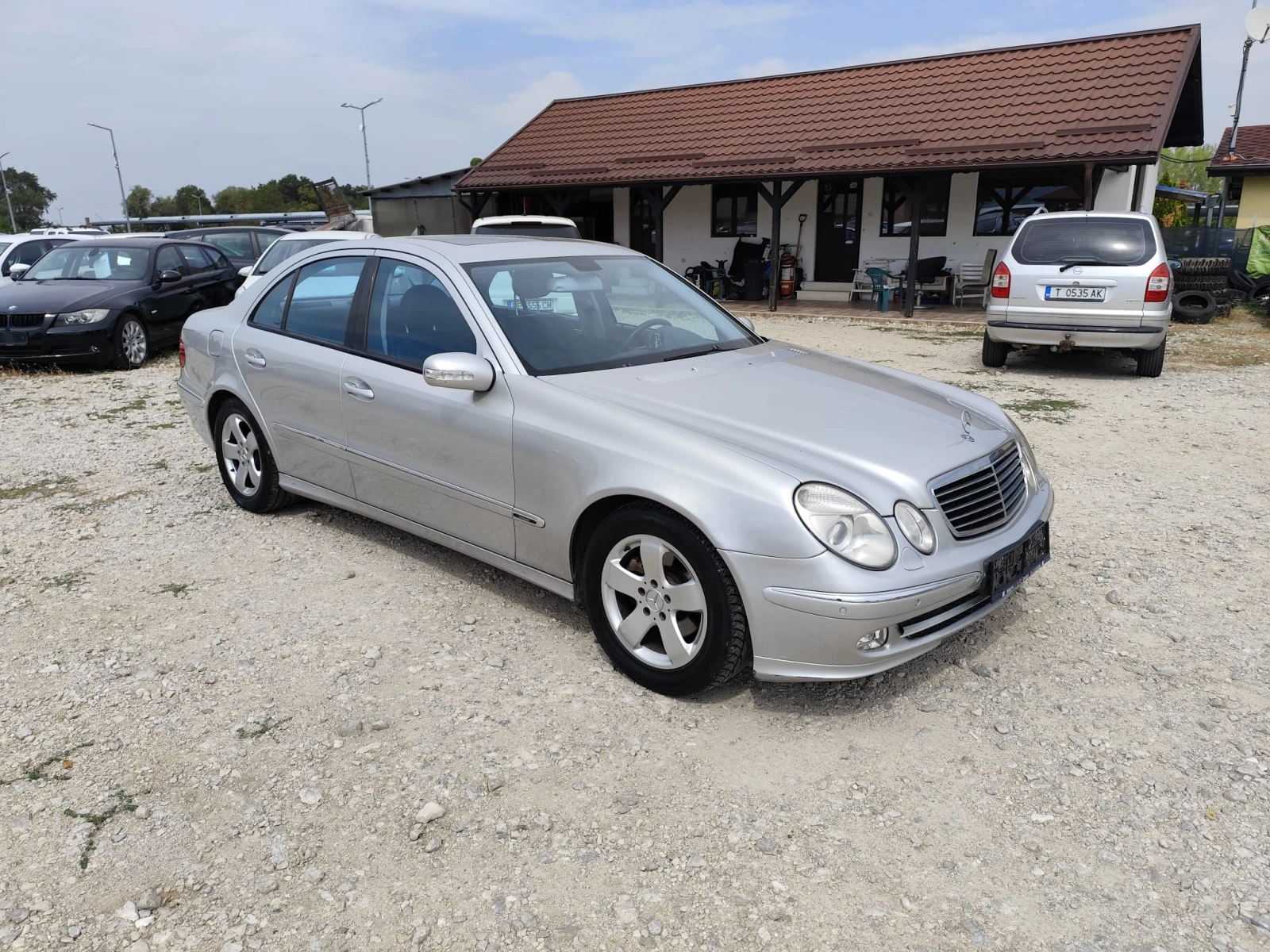 Mercedes-Benz E 280 3.2cdi-avangarde-Италия - изображение 3