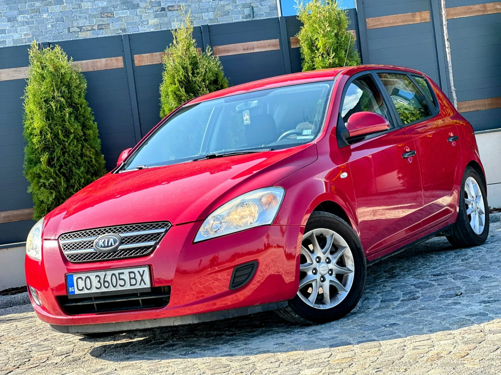 Kia Ceed 1.6CRDI/90HP* ПЪЛНА СЕРВИЗНА ИСТОРИЯ* ТОП*  - изображение 3
