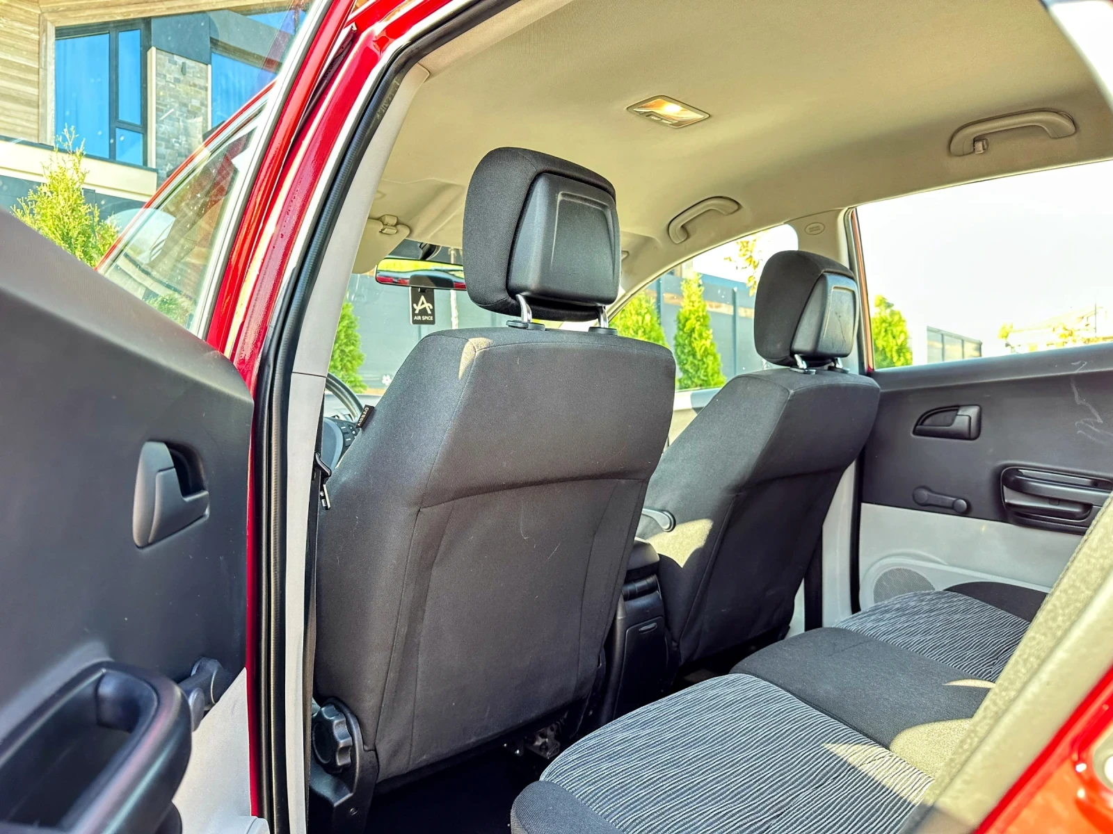 Kia Ceed 1.6CRDI/90HP* ПЪЛНА СЕРВИЗНА ИСТОРИЯ* ТОП*  - изображение 8