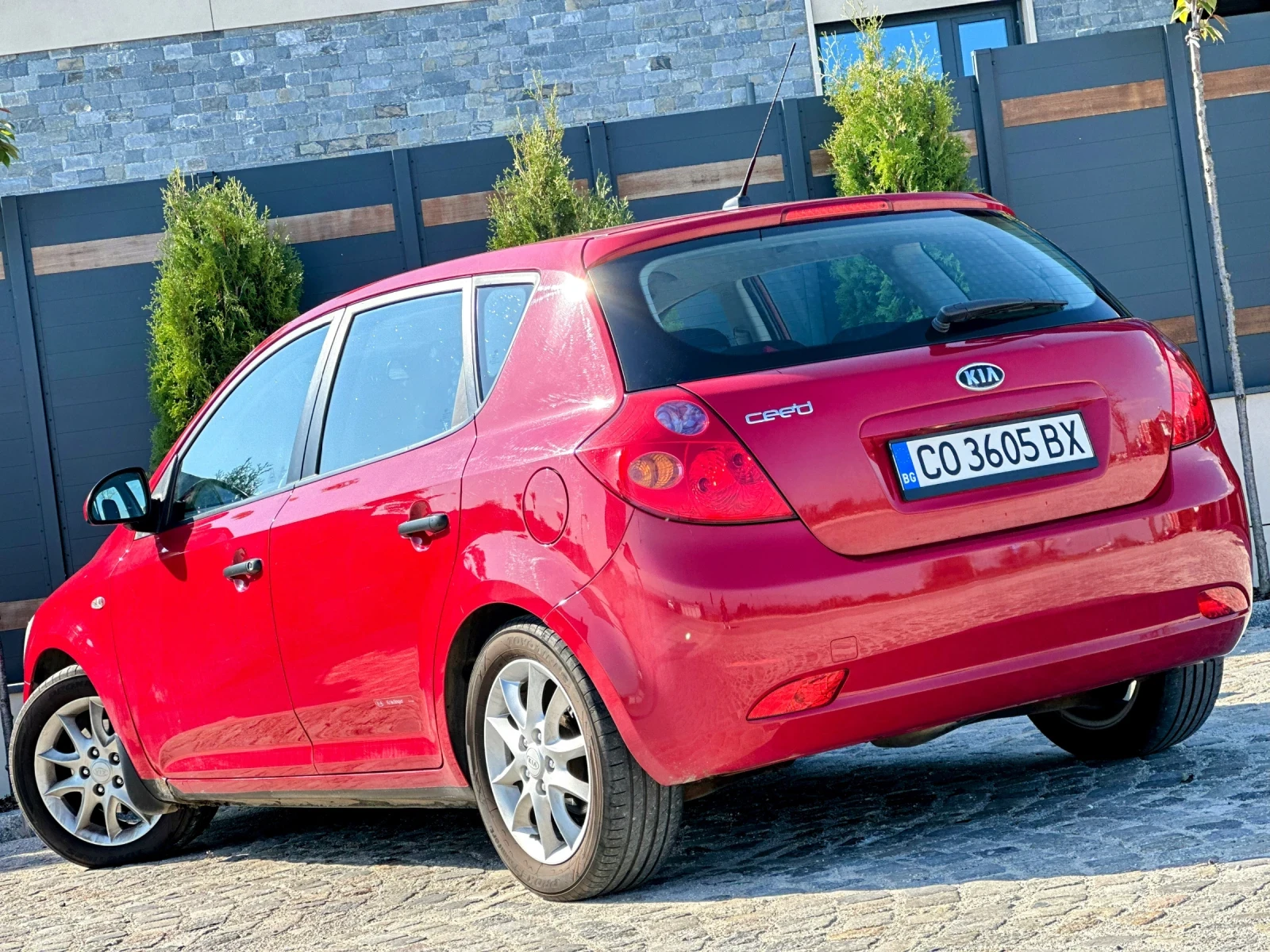 Kia Ceed 1.6CRDI/90HP* ПЪЛНА СЕРВИЗНА ИСТОРИЯ* ТОП*  - изображение 6