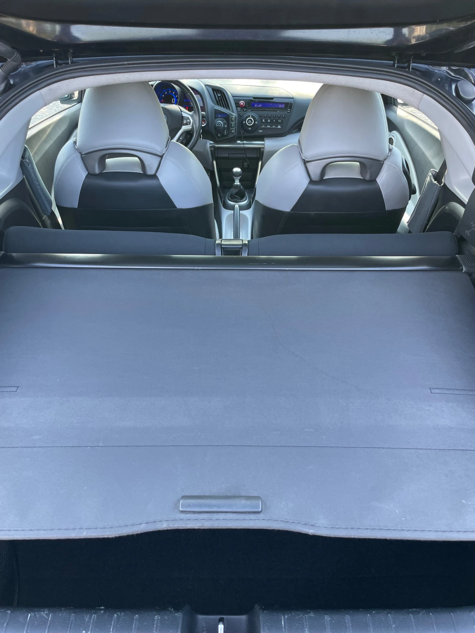 Honda Crz 1.5 hybrid  - изображение 8