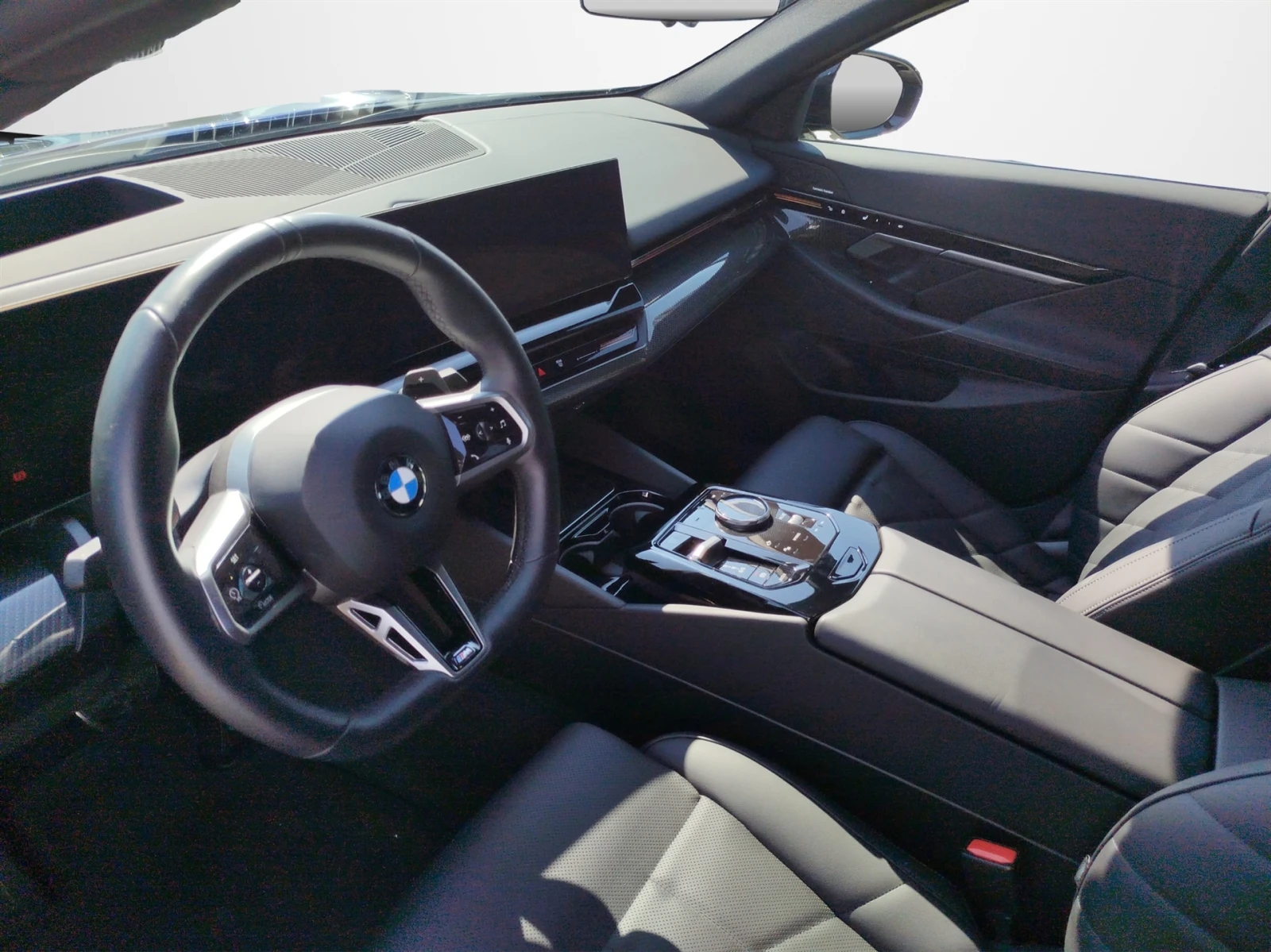 BMW 520 xDrive - изображение 6