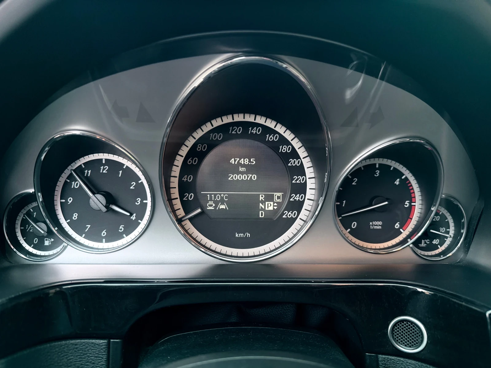 Mercedes-Benz E 350 3.0 CDI - изображение 9