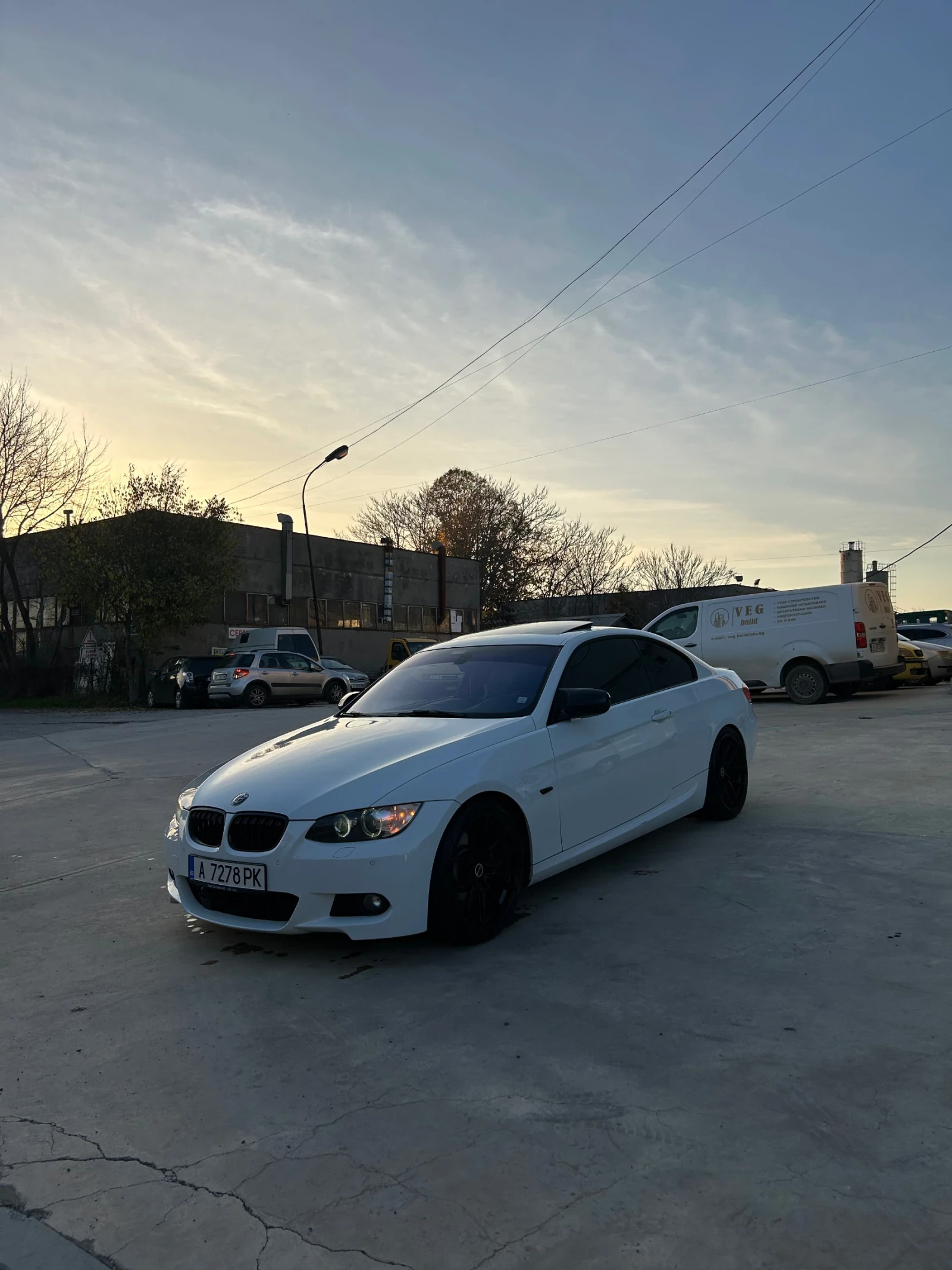 BMW 330  - изображение 9