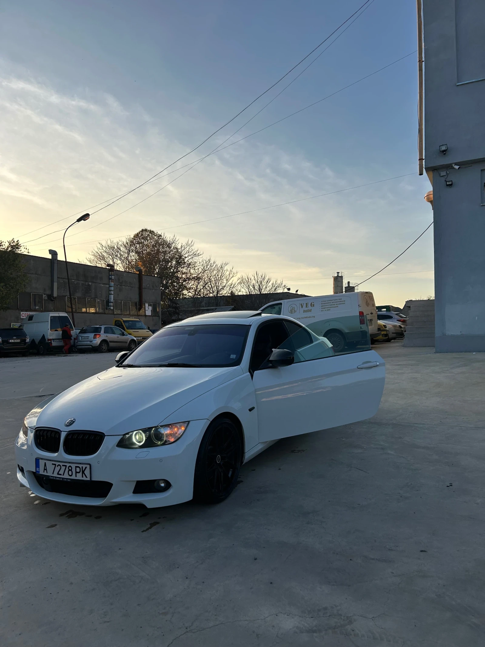 BMW 330  - изображение 10