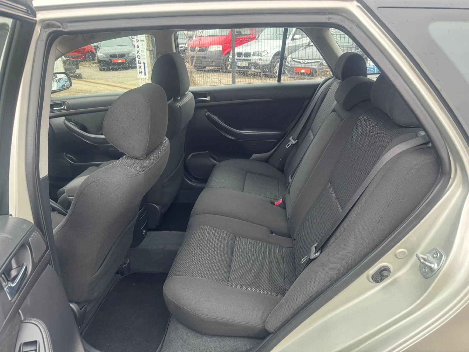 Toyota Avensis 2.0D-4D KLIMATR  | Mobile.bg � ����������� 5