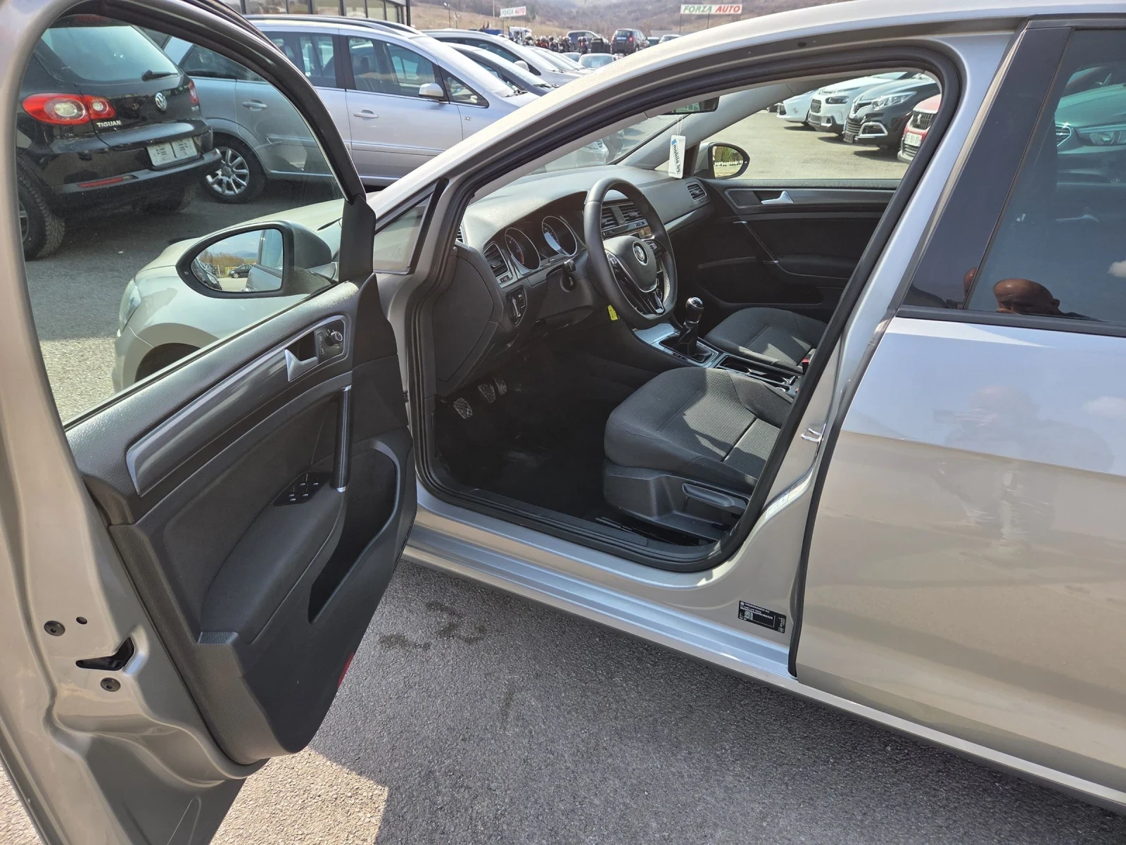 VW Golf 2017г./ 1.6tdi/ EURO 6, снимка 10 - Автомобили и джипове - 53922181