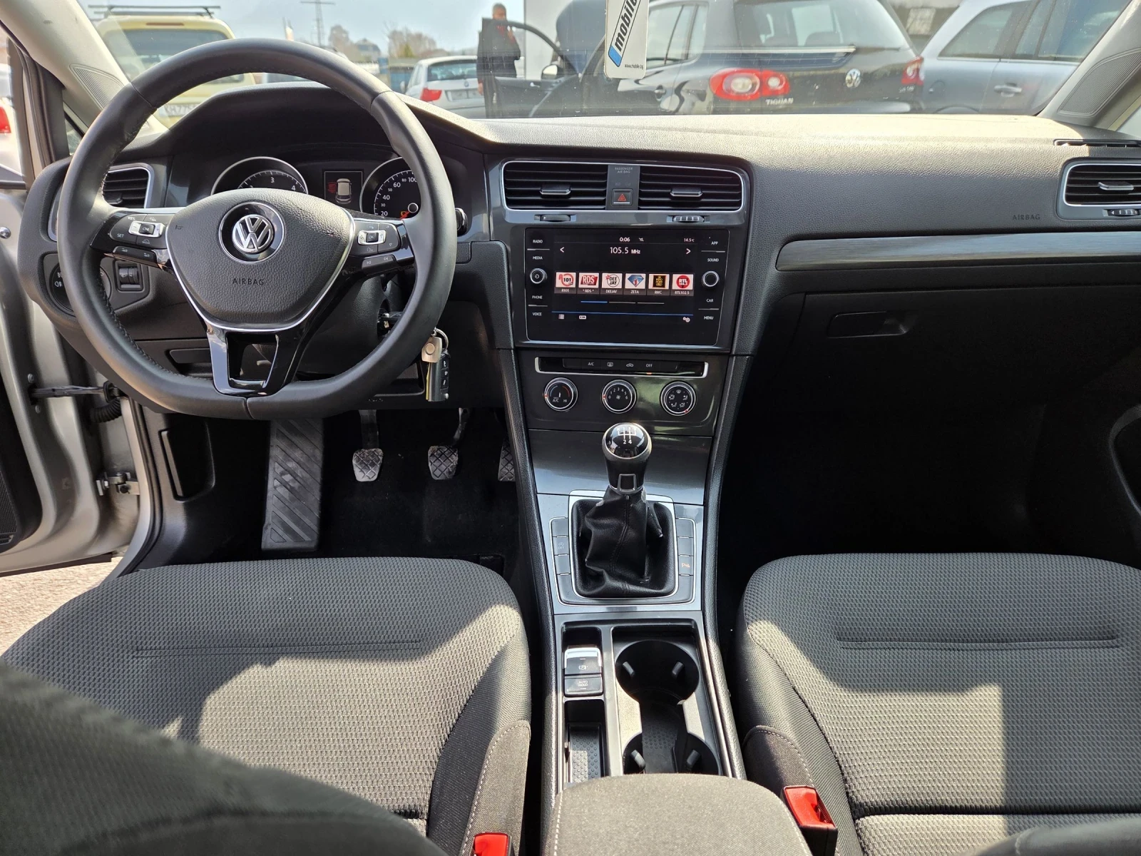 VW Golf 2017г./ 1.6tdi/ EURO 6, снимка 12 - Автомобили и джипове - 53922181