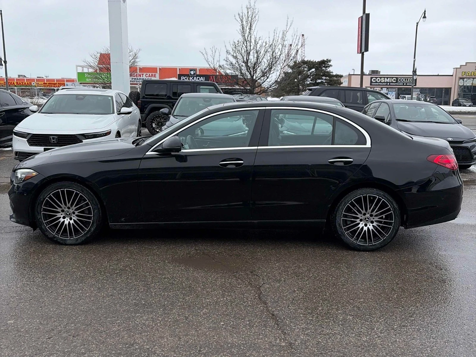 Mercedes-Benz C 300 РЕГИСТАЦИЯ+ ОБСЛУЖВАНЕ, снимка 5 - Автомобили и джипове - 54114451