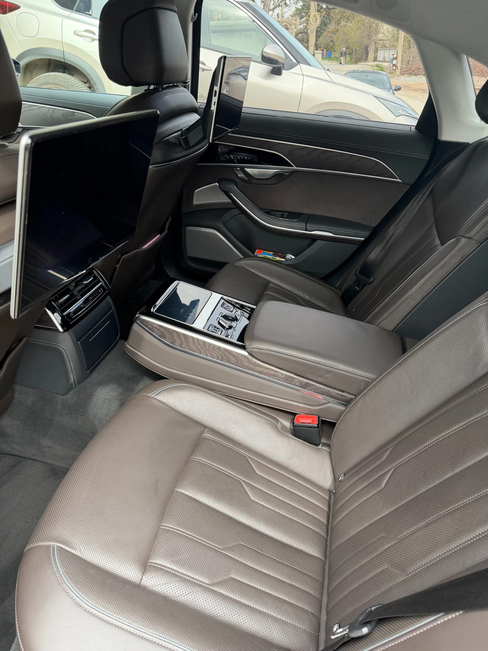 Audi A8, снимка 4 - Автомобили и джипове - 54194065