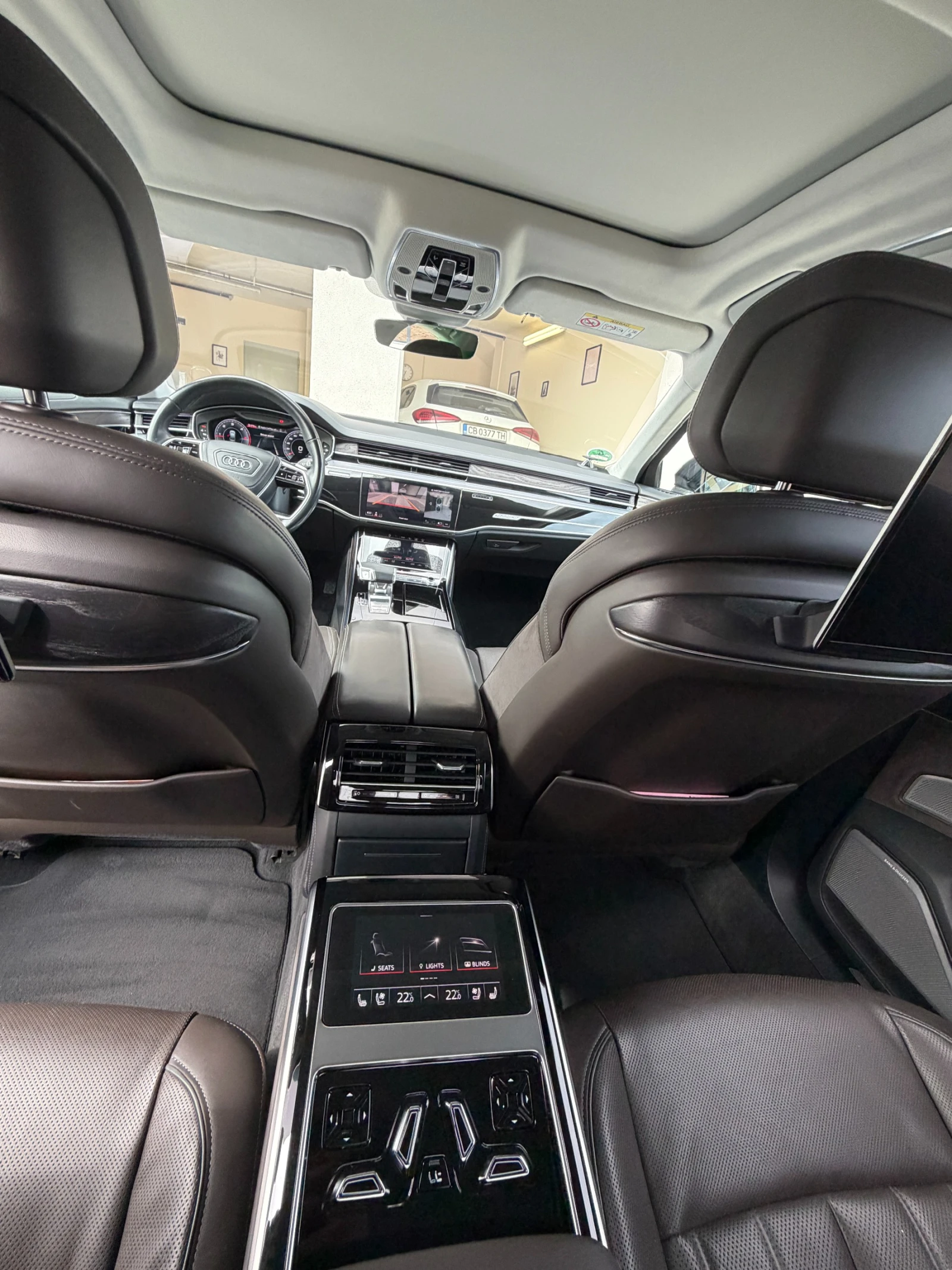 Audi A8, снимка 5 - Автомобили и джипове - 54194065