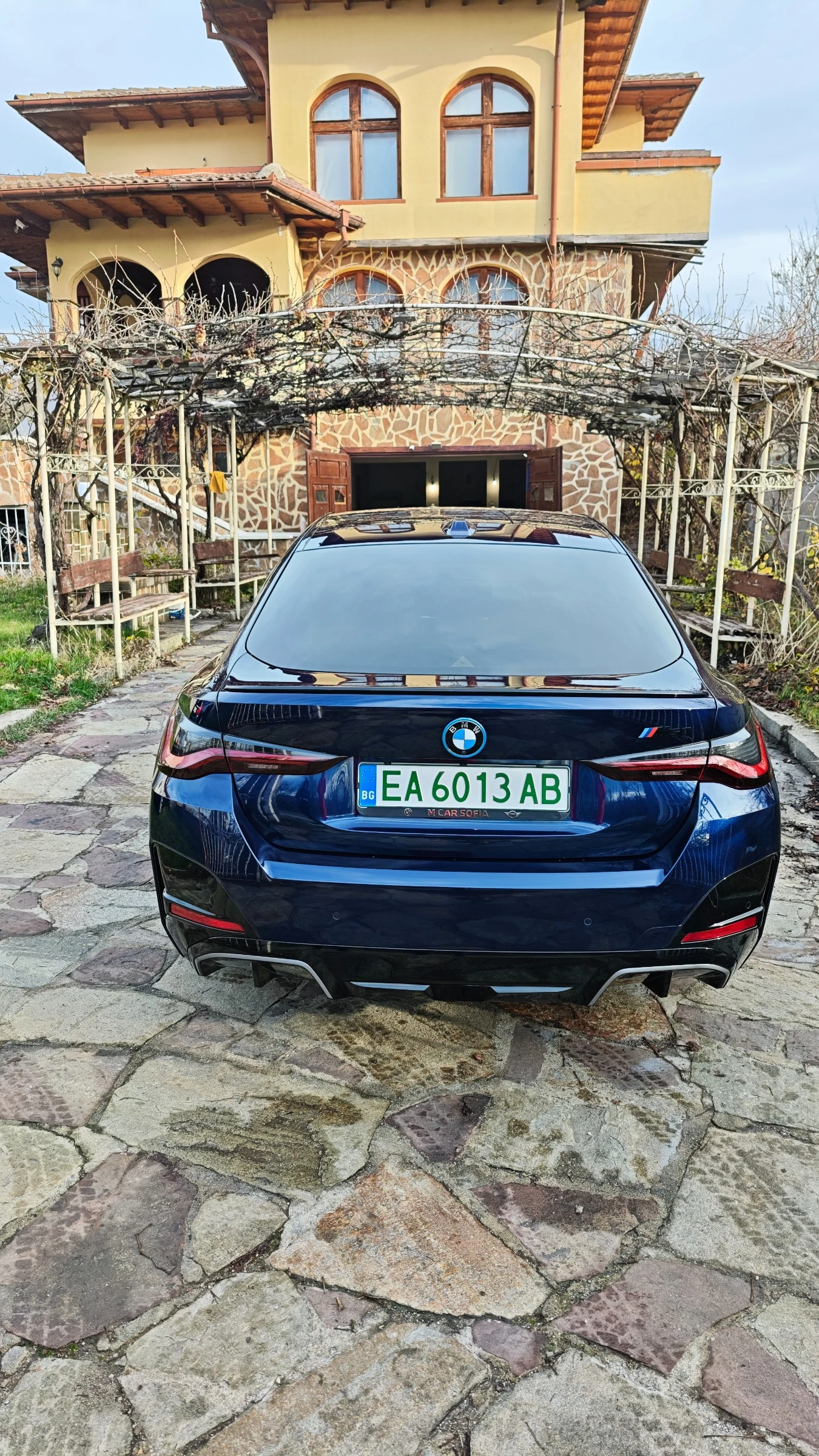 BMW i4 M50 - ГАРАНЦИОНЕН, снимка 3 - Автомобили и джипове - 54681025