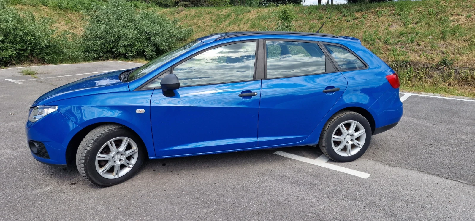 Seat Ibiza 1.2 TDI 75 HP, снимка 2 - Автомобили и джипове - 54725913