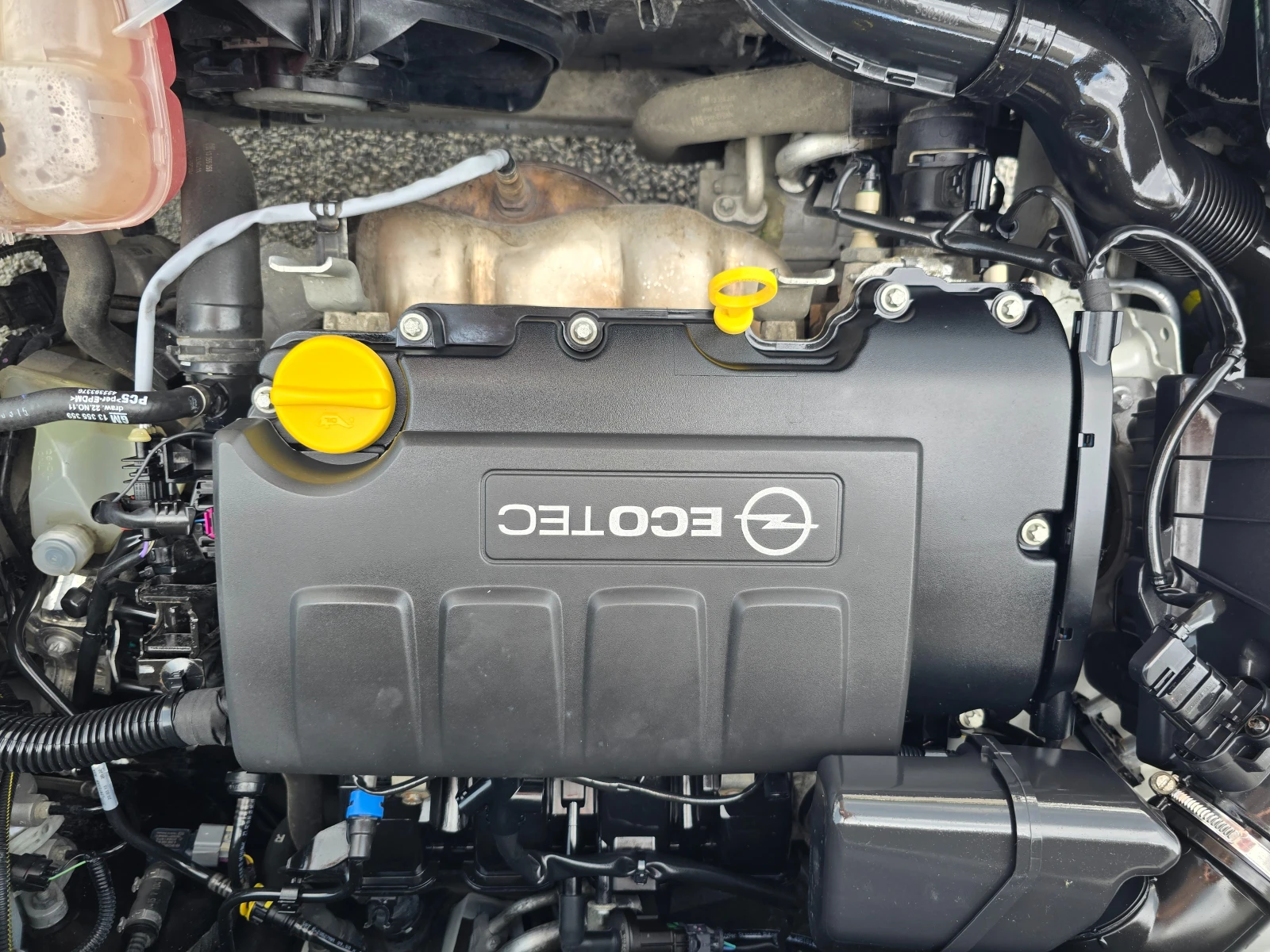 Opel Adam 1.4i-87k.c-AVTOMATIC-EURO6, снимка 12 - Автомобили и джипове - 54869274