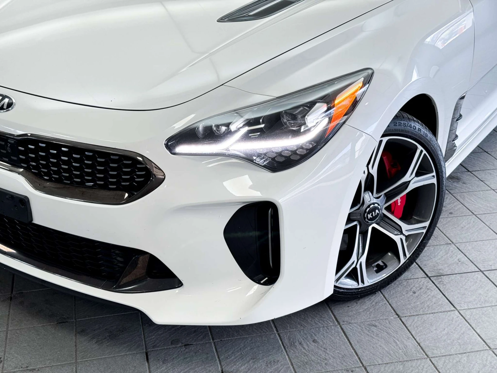 Kia Stinger GT Limited  | 3.3 Twin Turbo | ЦЕНА ДО БГ, снимка 4 - Автомобили и джипове - 54870608