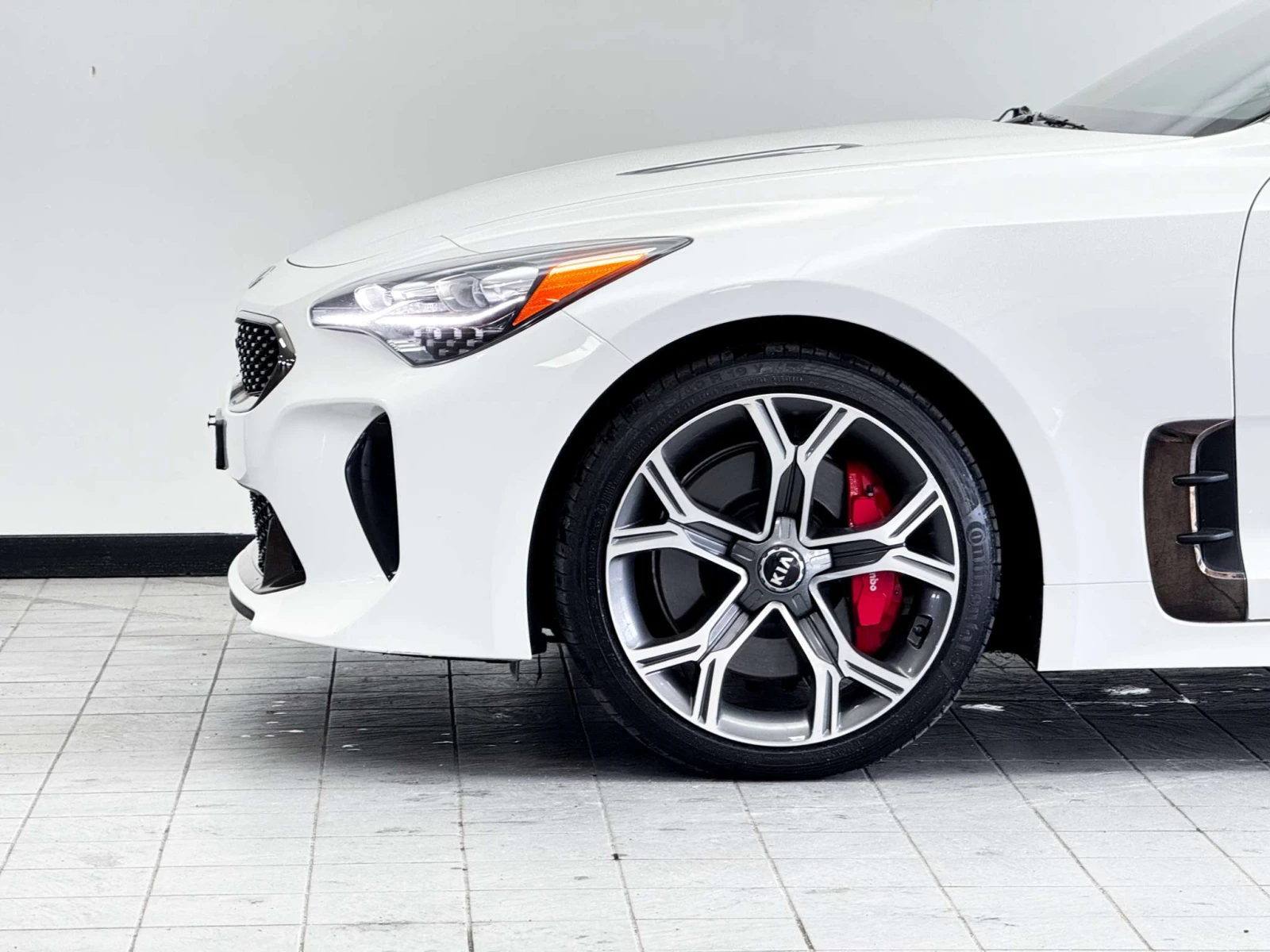 Kia Stinger GT Limited  | 3.3 Twin Turbo | ЦЕНА ДО БГ, снимка 6 - Автомобили и джипове - 54870608