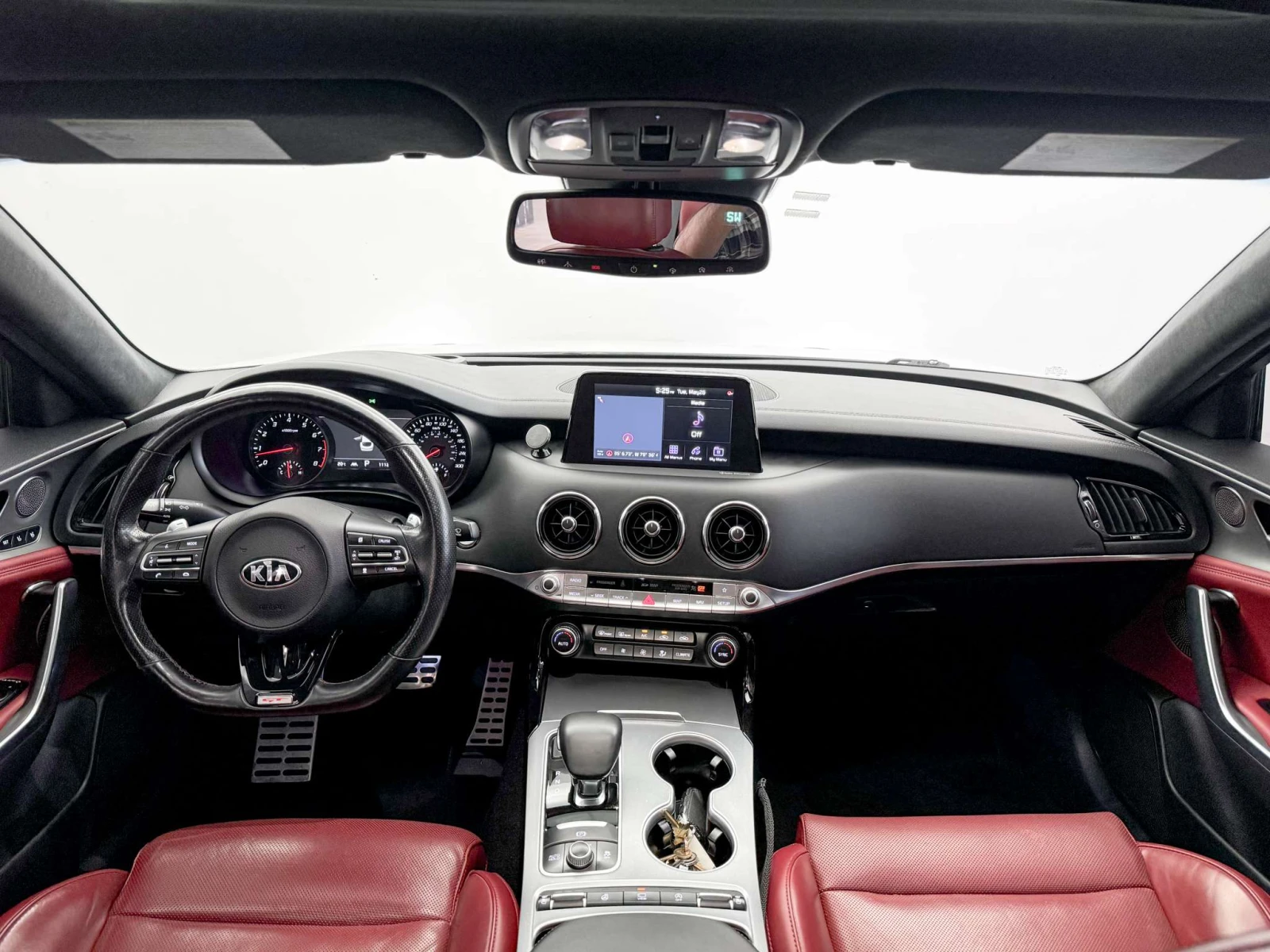 Kia Stinger GT Limited  | 3.3 Twin Turbo | ЦЕНА ДО БГ, снимка 13 - Автомобили и джипове - 54870608