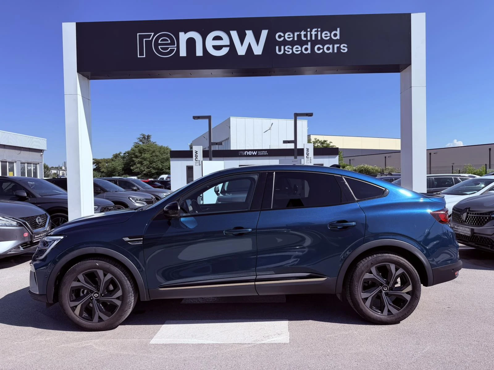 Renault Arkana 1.6 E-Tech Full Hybrid 145k.c., снимка 3 - Автомобили и джипове - 55043913
