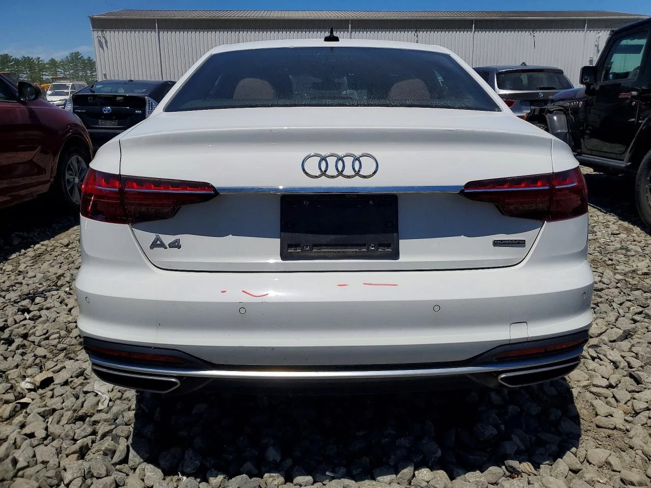 Audi A4 2.0l Premium 40, снимка 6 - Автомобили и джипове - 55094100