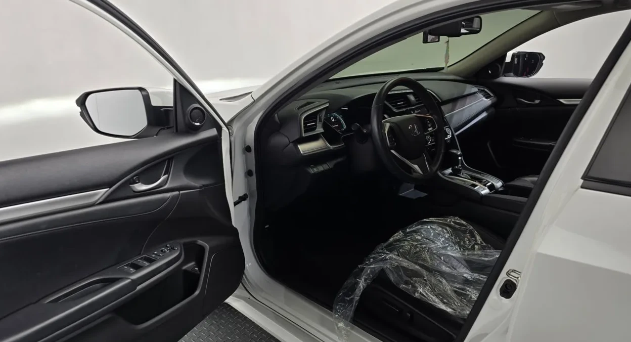 Honda Civic 2.0, снимка 9 - Автомобили и джипове - 55231308