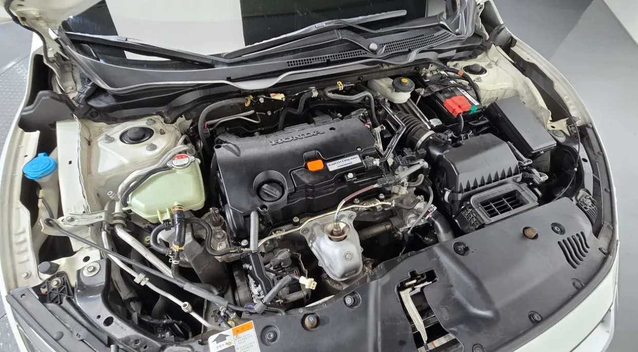 Honda Civic 2.0, снимка 14 - Автомобили и джипове - 55231308