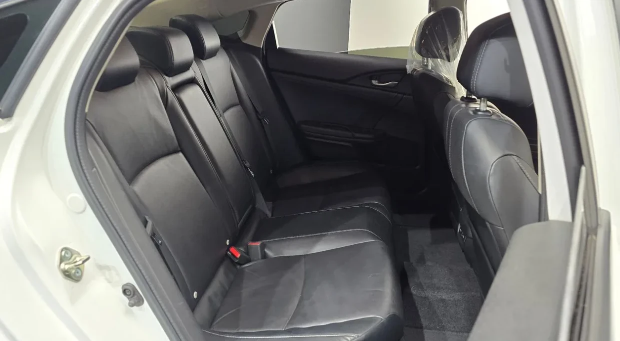 Honda Civic 2.0, снимка 10 - Автомобили и джипове - 55231308