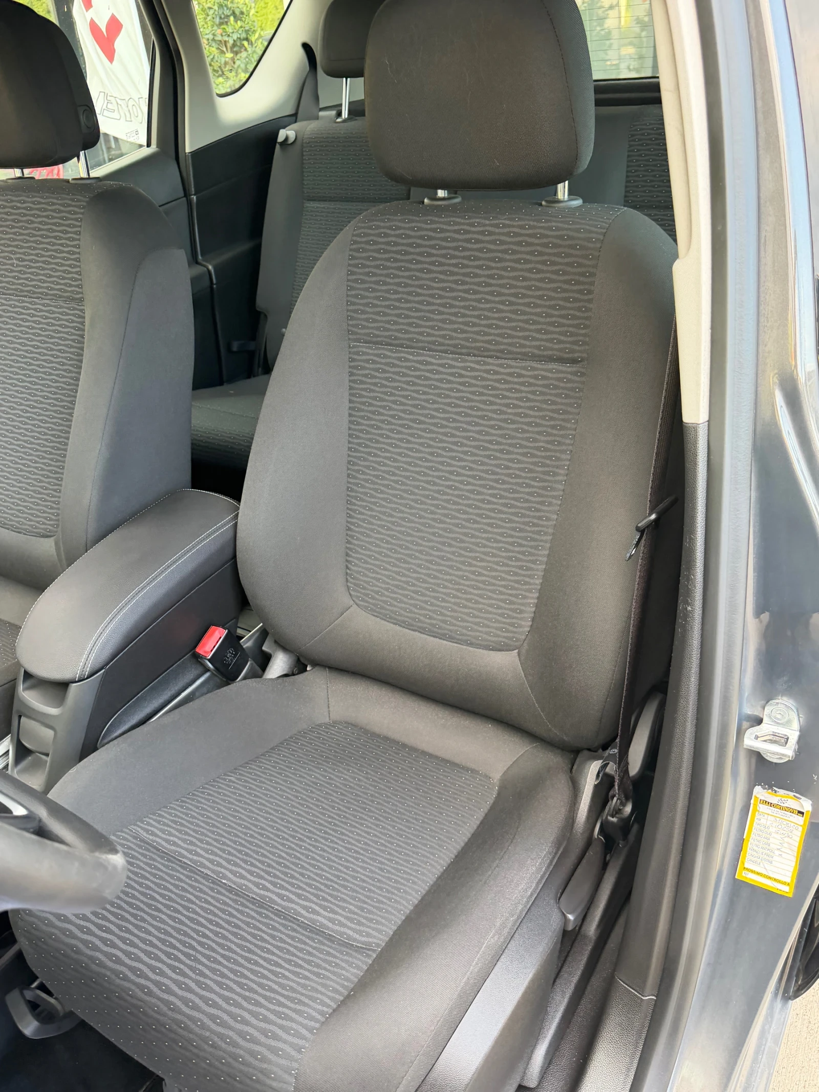 Opel Meriva, снимка 14 - Автомобили и джипове - 55290588
