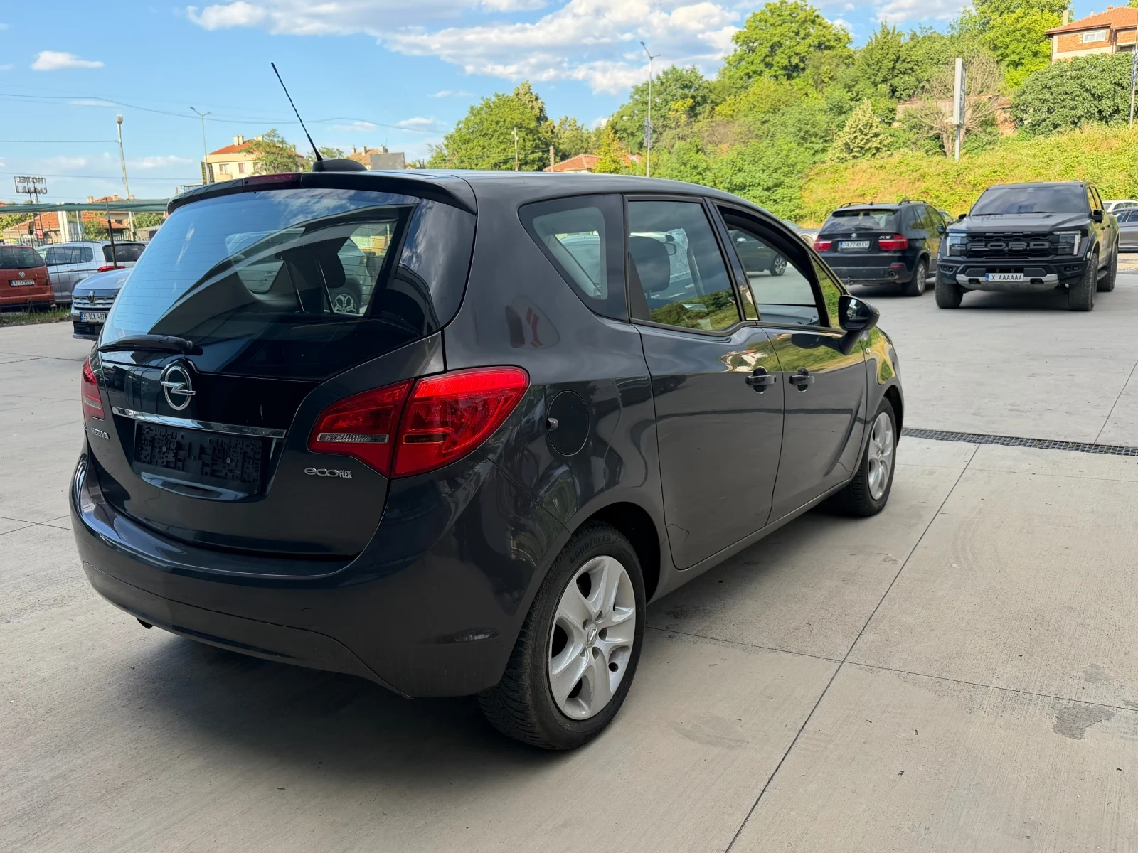 Opel Meriva, снимка 6 - Автомобили и джипове - 55290588