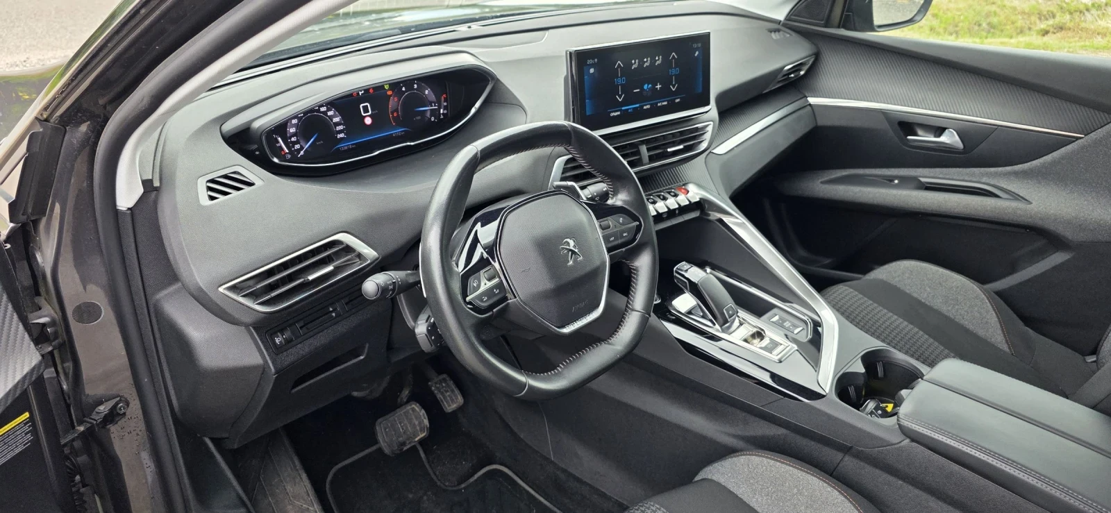 Peugeot 3008 1.5 HDI -EAT8-130hp | Mobile.bg � ����������� 8