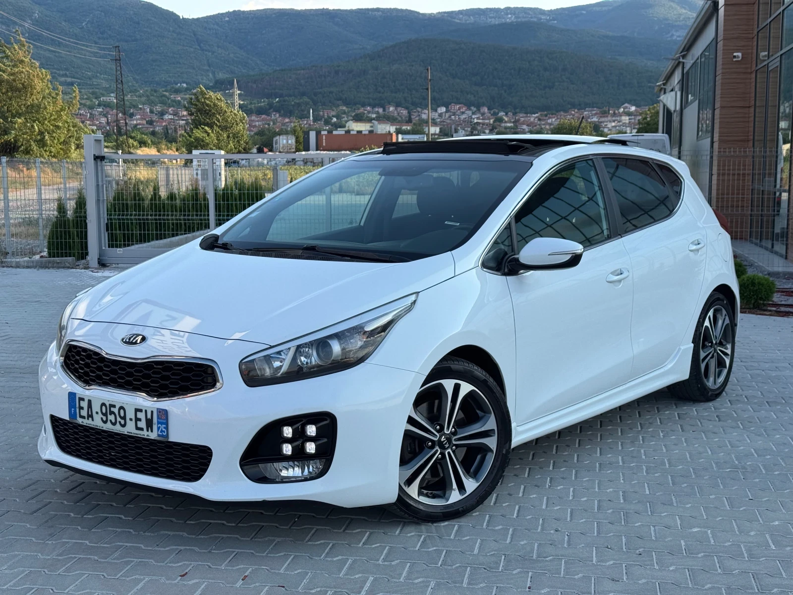 Kia Ceed 1.6CRDI::GT LINE::AUTOMATIC