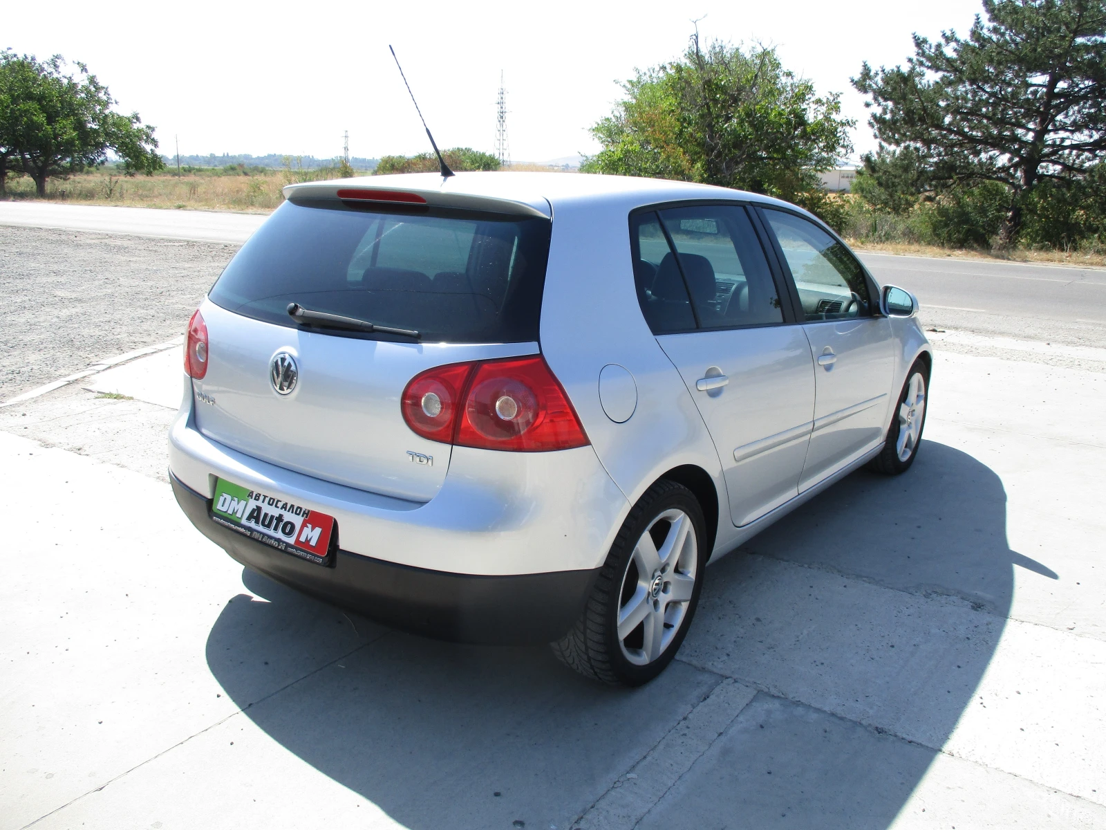 VW Golf 1.9TDI/105кс./6-СКОРОСТИ/КАТО НОВА, снимка 4 - Автомобили и джипове - 55736124