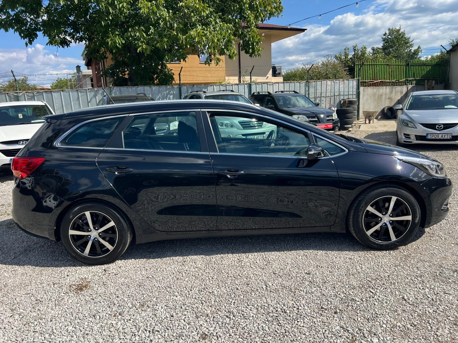 Kia Ceed 1.6 ECO* ШВЕЙЦАРИЯ* , снимка 4 - Автомобили и джипове - 56103230