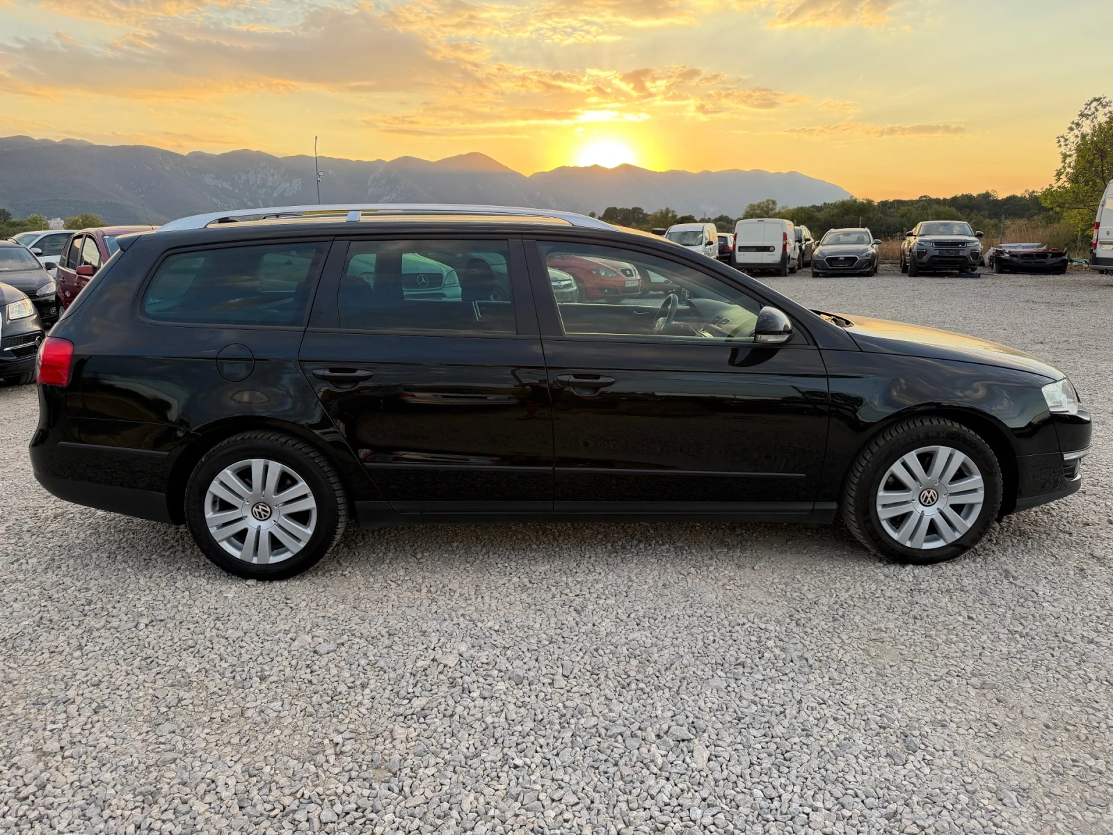 VW Passat 2.0TDI-110PS-НАВИ, снимка 4 - Автомобили и джипове - 56155720