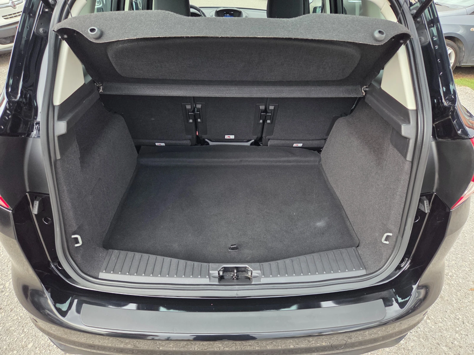 Ford C-max 1.5TDCI-FACE-ЛИЗИНГ, снимка 12 - Автомобили и джипове - 56400232