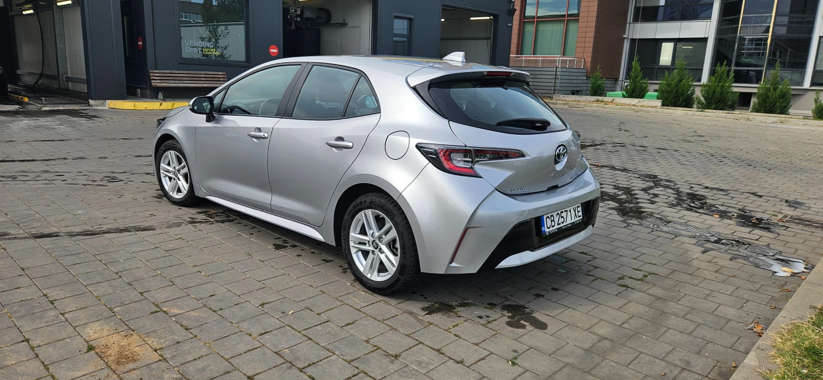 Toyota Corolla HB, снимка 3 - Автомобили и джипове - 56537585