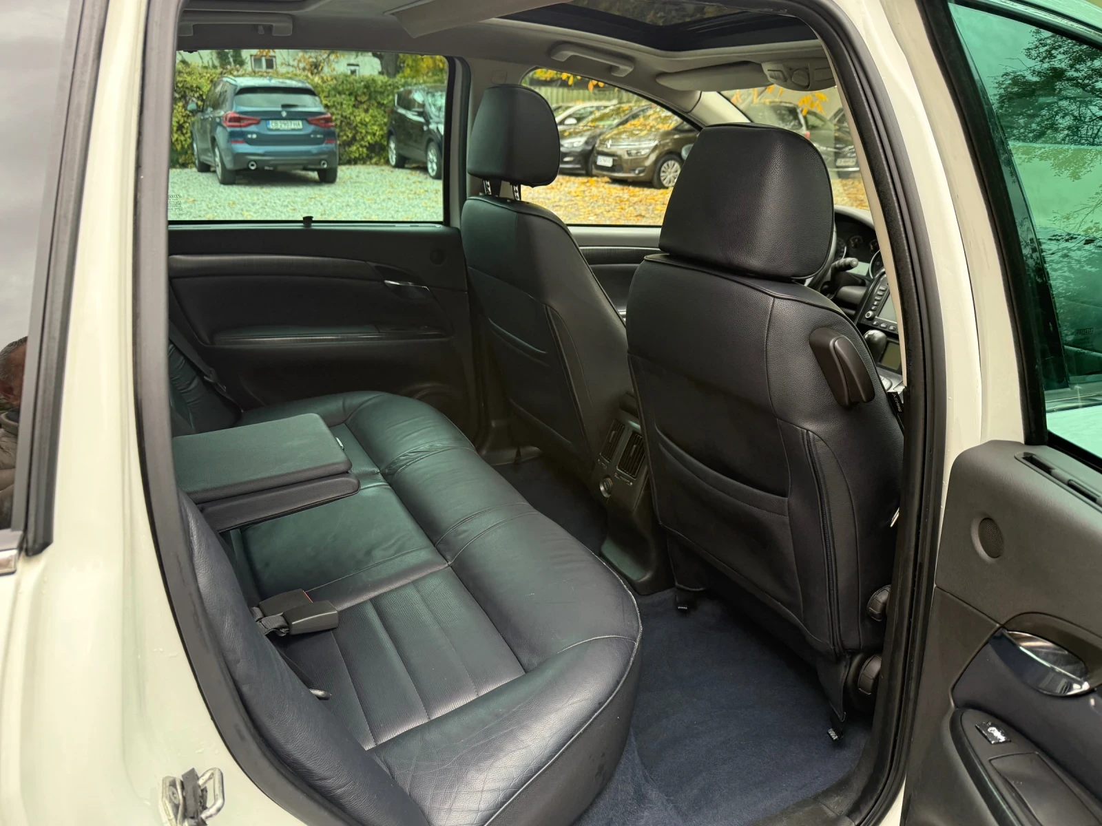 Fiat Croma 1.9 JTD 150k.c., снимка 10 - Автомобили и джипове - 56708985