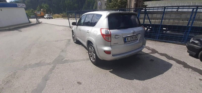 Toyota Rav4, снимка 2 - Автомобили и джипове - 47056447