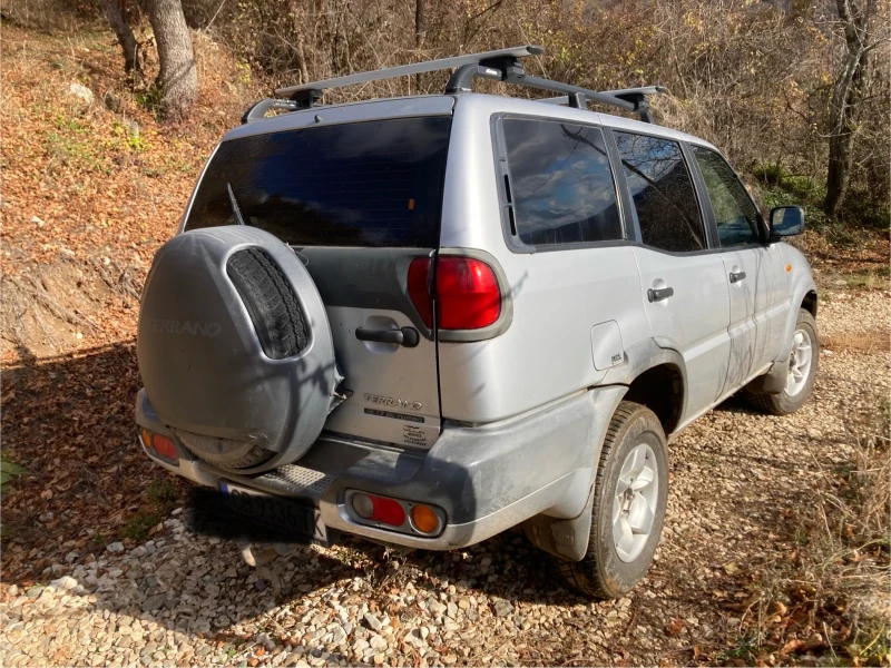 Nissan Terrano, снимка 5 - Автомобили и джипове - 48300910