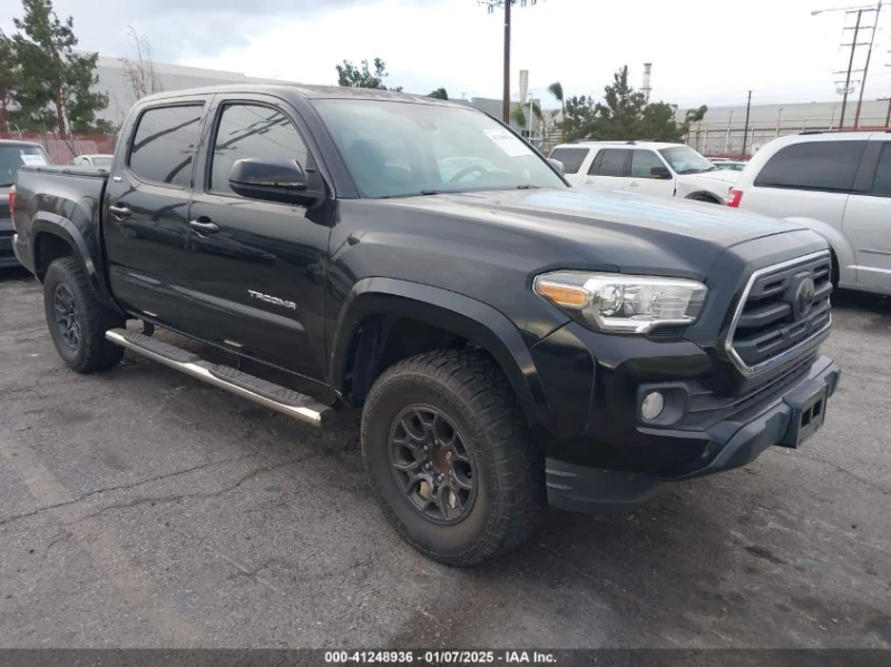 Toyota Tacoma 2018 TOYOTA TACOMA SR5 V6, снимка 3 - Автомобили и джипове - 48714977