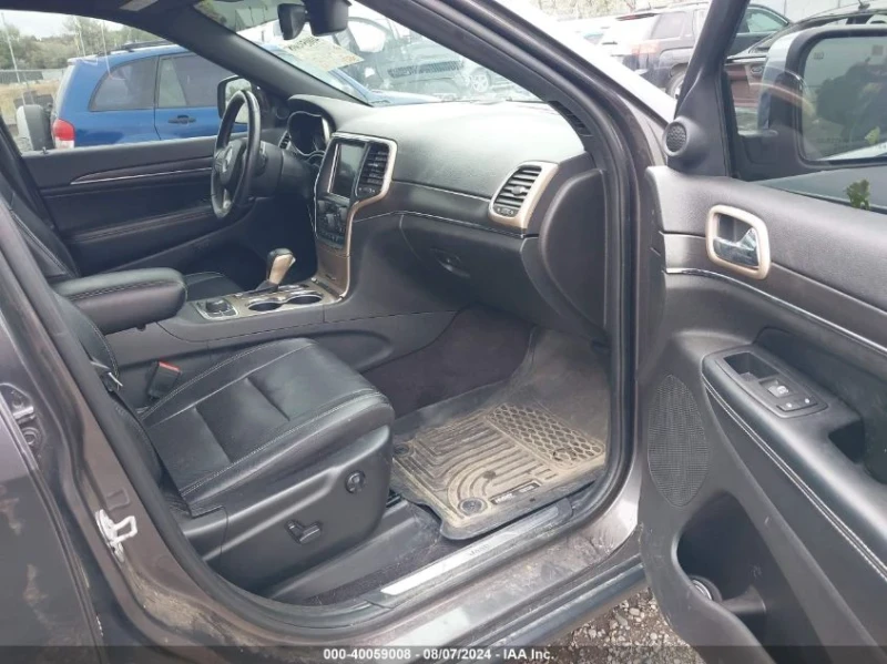 Jeep Grand cherokee, снимка 13 - Автомобили и джипове - 48717922