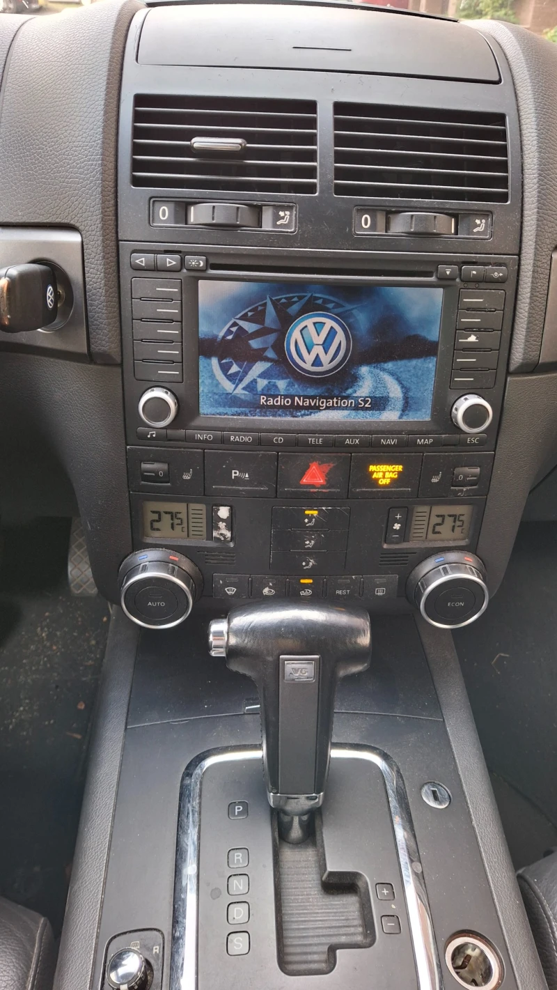 VW Touareg 2005, снимка 13 - Автомобили и джипове - 49448525