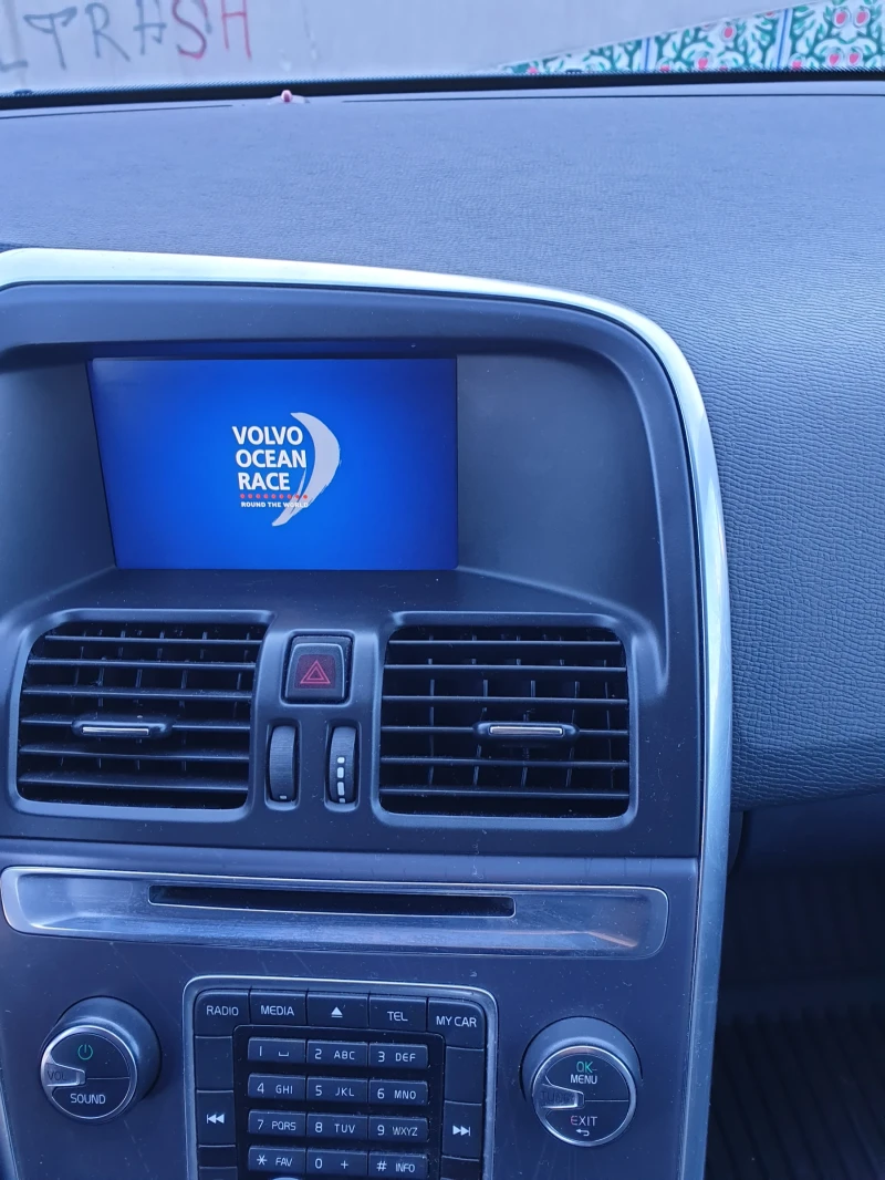 Volvo XC60 Ocean Race, снимка 11 - Автомобили и джипове - 51948772