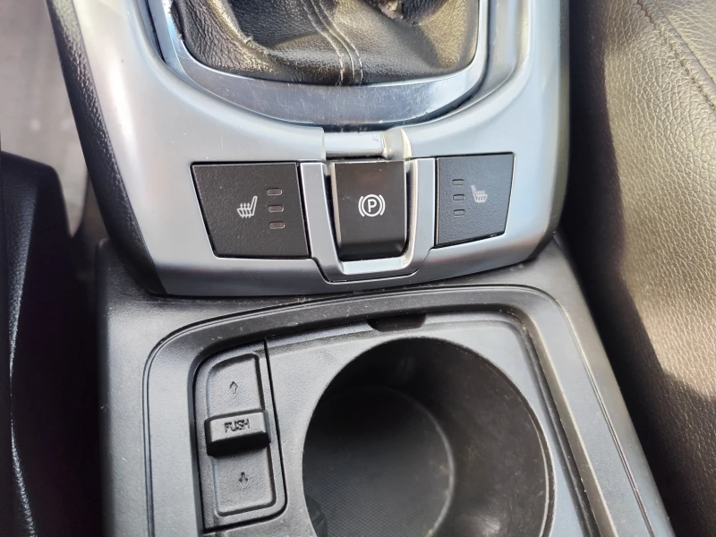 Opel Antara 2.4i* 4X4* ГАЗ* EURO5A* ПОДГРЕВ* FACELIFT* COSMO, снимка 10 - Автомобили и джипове - 52243373