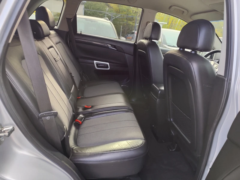 Opel Antara 2.4i* 4X4* ГАЗ* EURO5A* ПОДГРЕВ* FACELIFT* COSMO, снимка 11 - Автомобили и джипове - 52243373