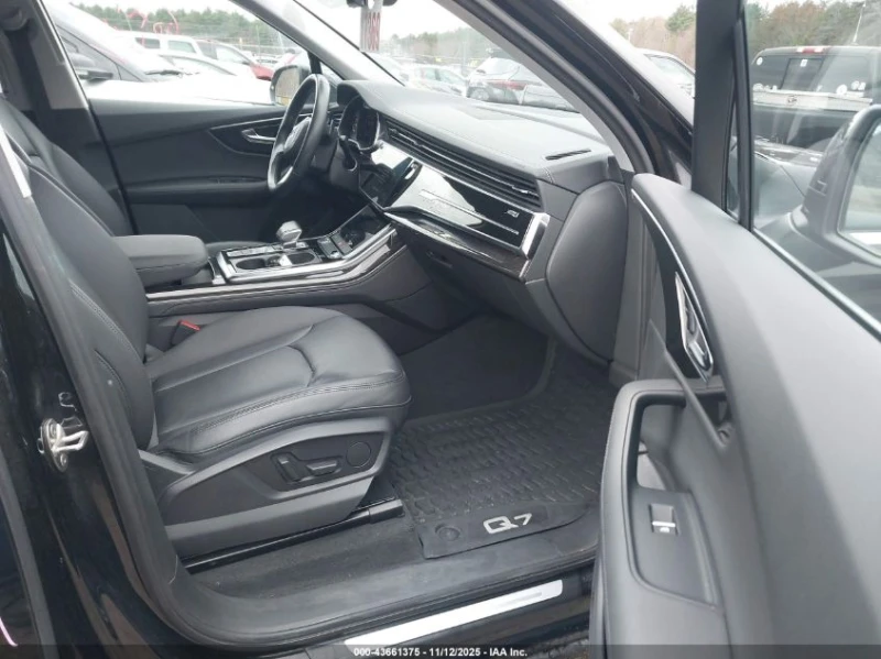 Audi Q7 PREMIUM PLUS / QUATTRO / TIPTRONIC / DISTRONIC    , снимка 7 - Автомобили и джипове - 52770356