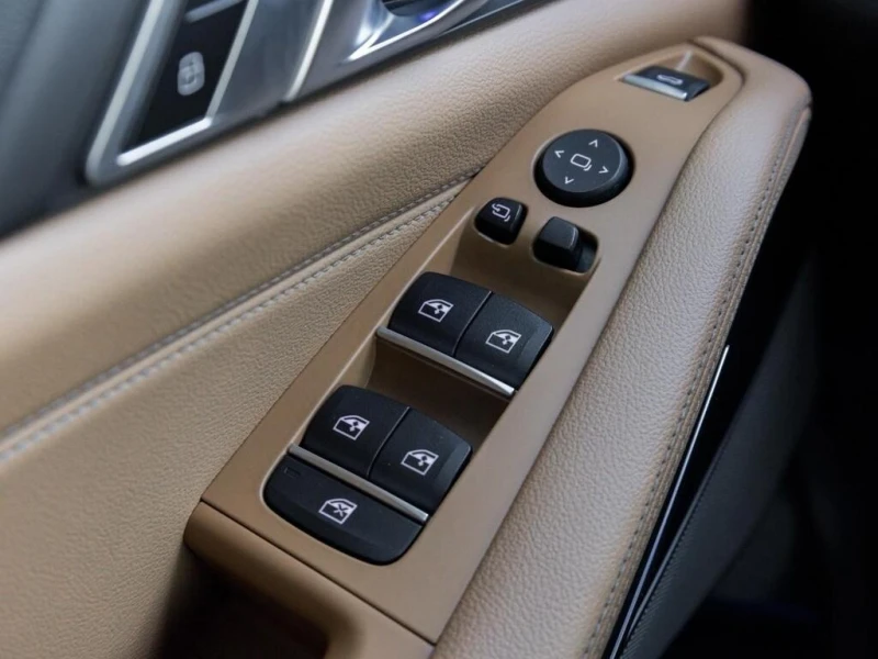 BMW X5 xDrive40i М-pack Laser AIR SUS, снимка 14 - Автомобили и джипове - 52990227