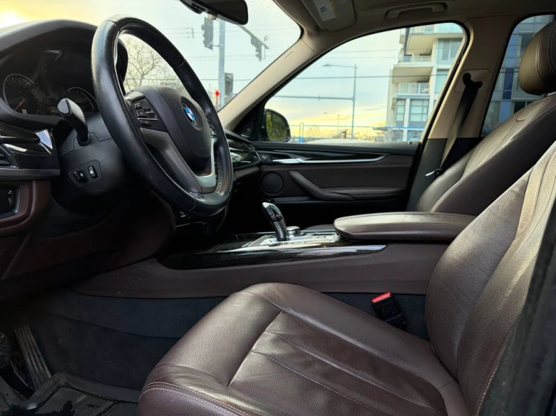 BMW X5 xDrive35i * CARFAX * АвтоКредит* (ЦЕНА ДО БГ), снимка 7 - Автомобили и джипове - 53264257