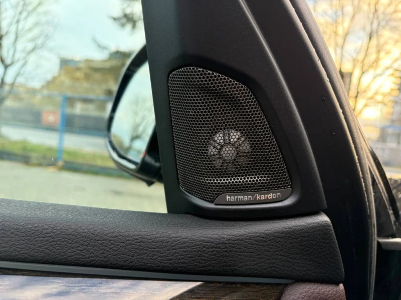 BMW X5 xDrive35i * CARFAX * АвтоКредит* (ЦЕНА ДО БГ), снимка 15 - Автомобили и джипове - 53264257