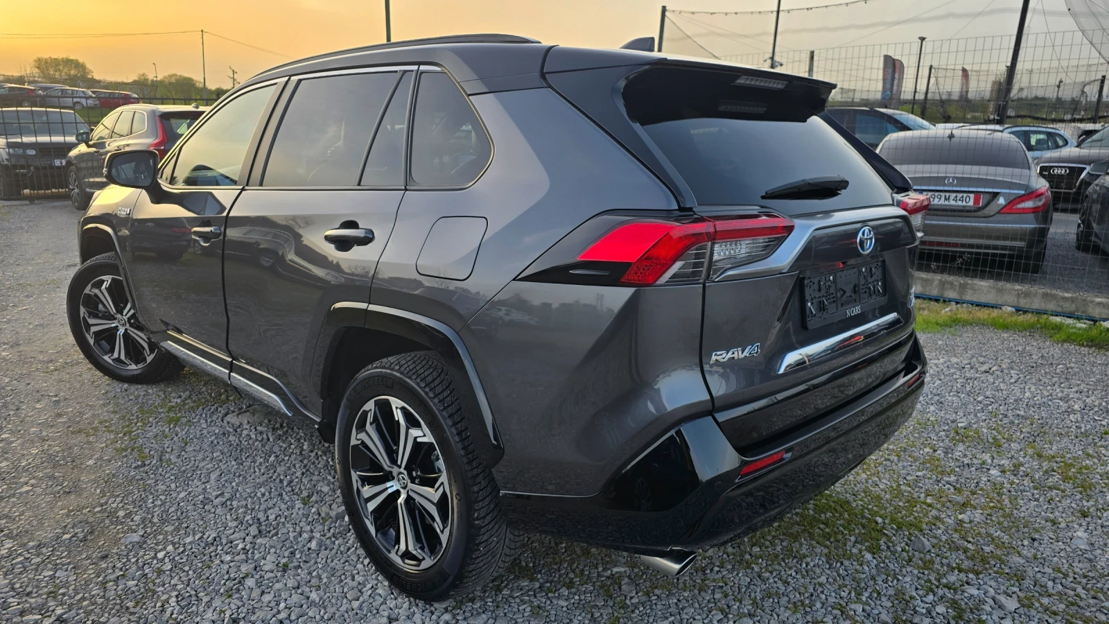 Toyota Rav4  - изображение 6