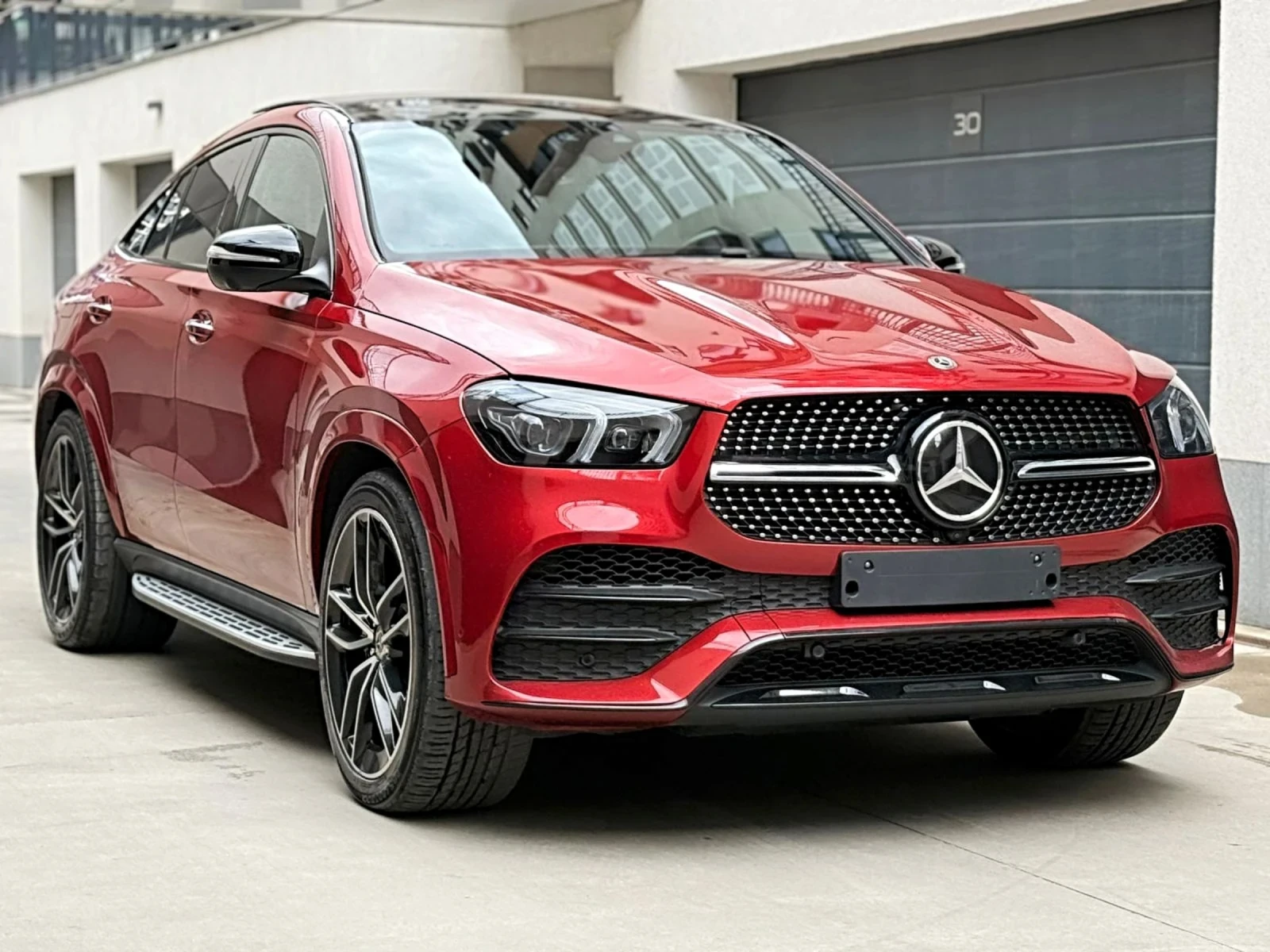 Mercedes-Benz GLE 400 Mercedes GLE400d Coupe AMG* 360* Night* BURM* HUD*, снимка 13 - Автомобили и джипове - 54080497